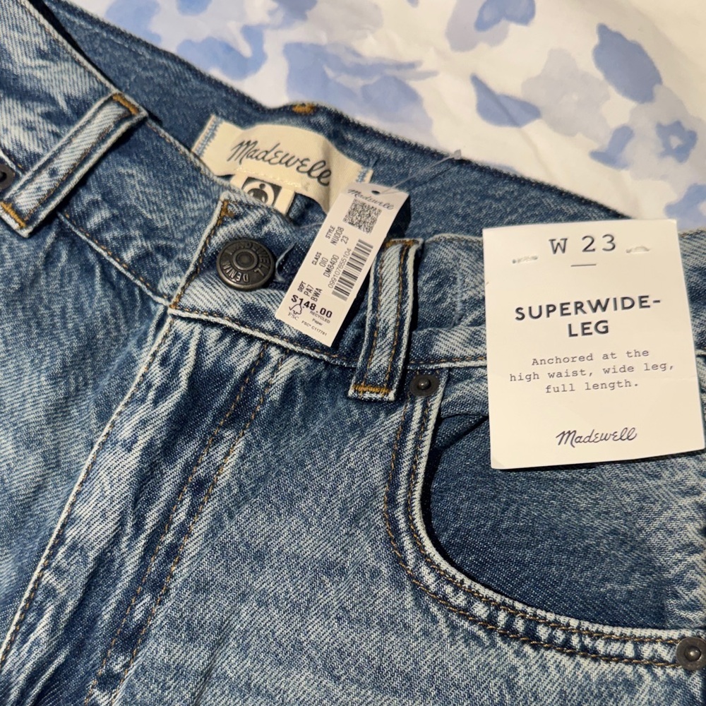 Madewell Superwide Leg Jeans - Picture 2 of 4